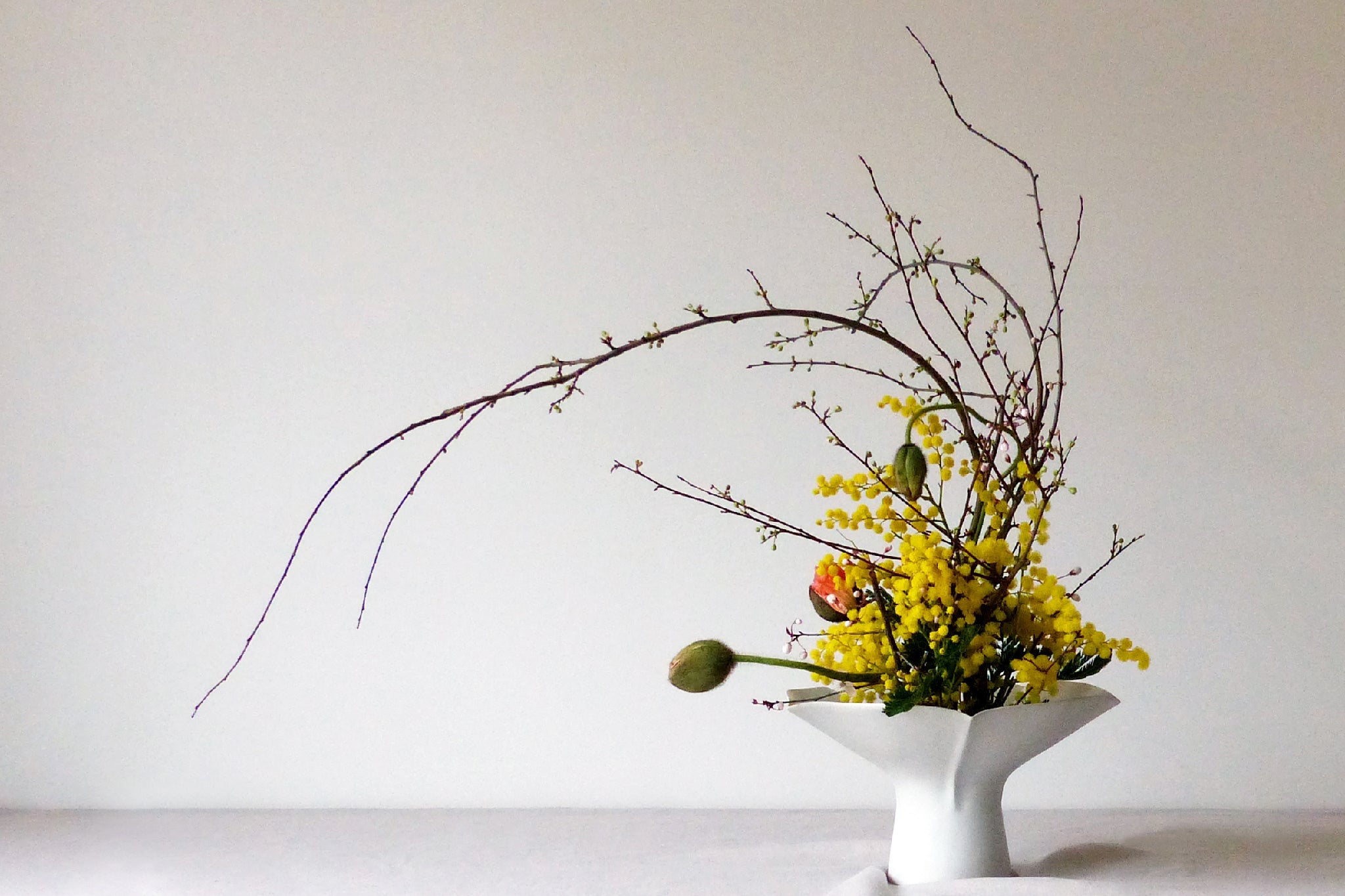 ICHIYO SCHOOL IKEBANA DEMONSTRATION