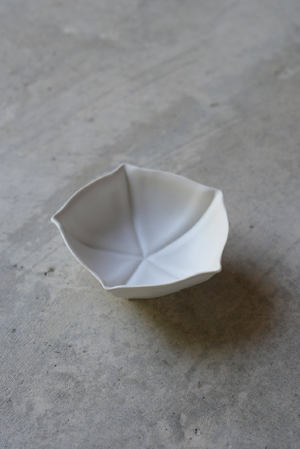 GLORIA SMALL BOWL MATTE